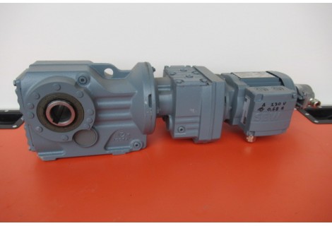 0,67 RPM 0,12  kW Asmaat 35 mm. UNUSED 